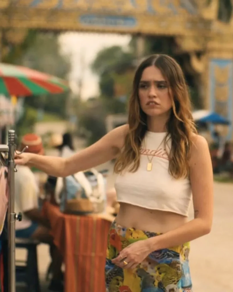 Chelsea’s White Blondie Top and Skirt