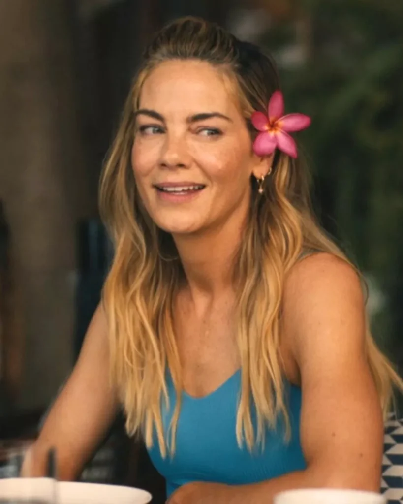 Jaclyn’s Blue Workout Outfit