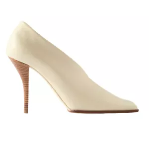 ALAÏA 90 leather pumps