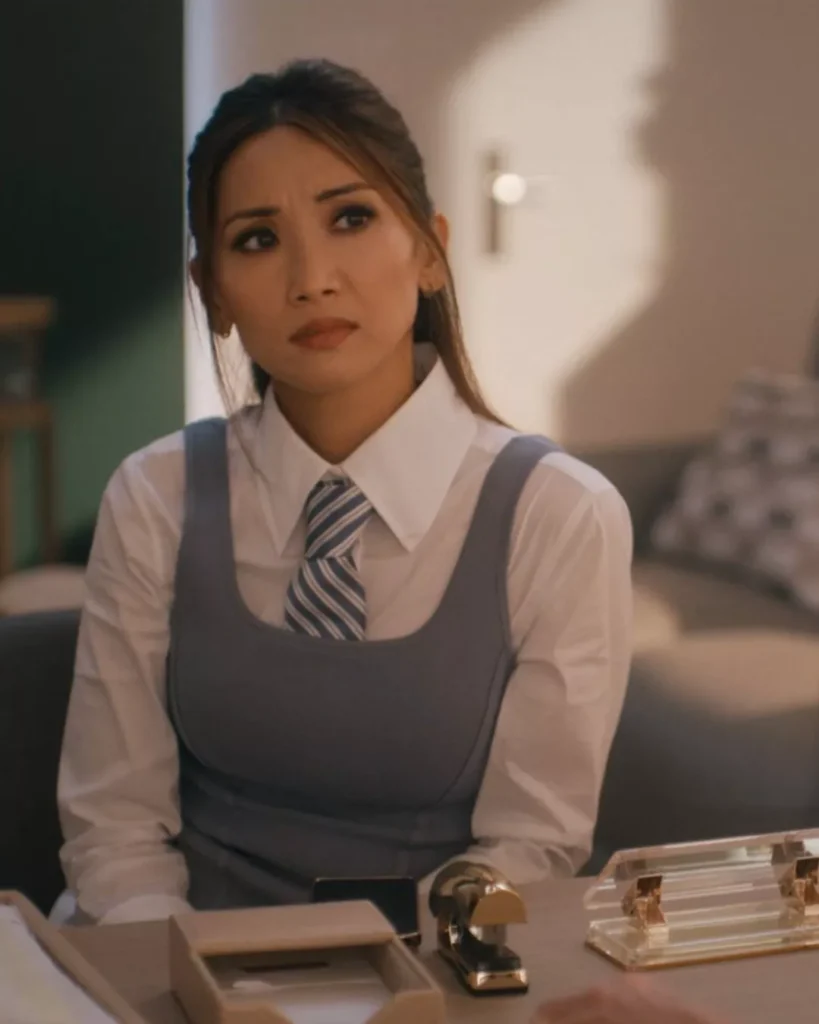 Ali's Blue Tank Top on Running Point S02E05