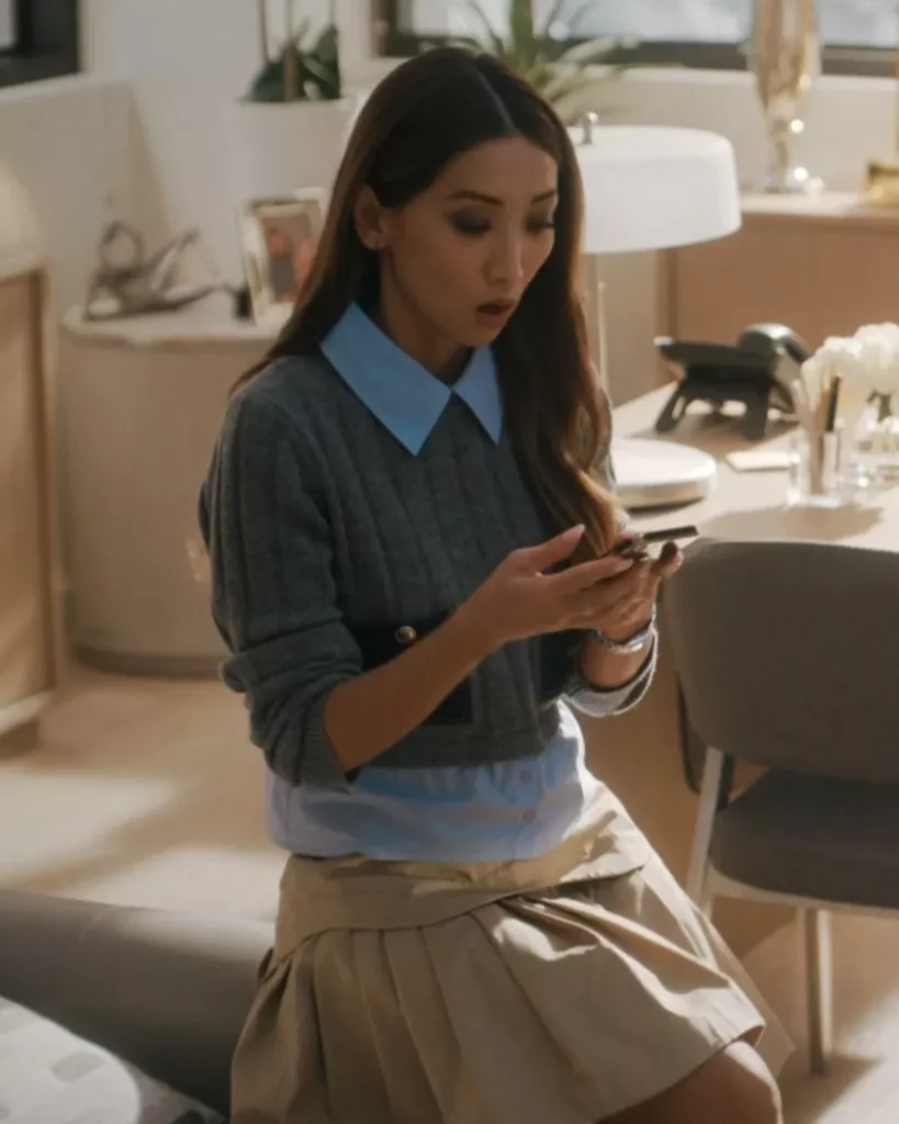 Ali's Grey and Blue Sweater on Running Point S02E02