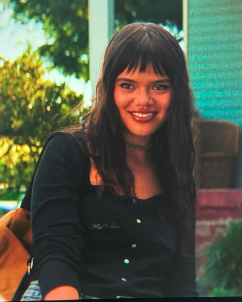 Amber's Black Button Up Shirt on Cape Fear S01E04