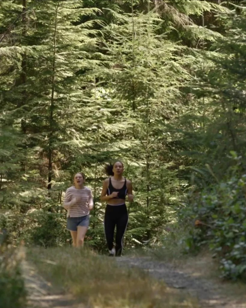 Chantal's Running Outfit on Every Year After S01E01