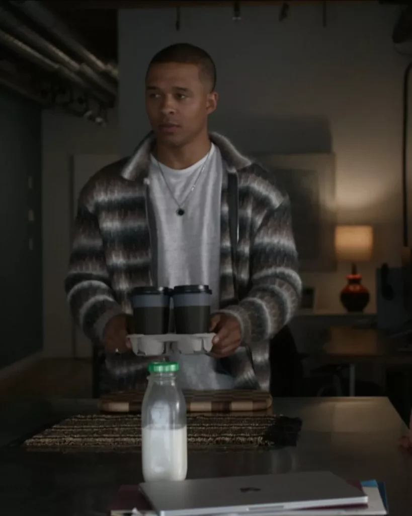 Drew's Abstract Sweater on Every Year After S01E01