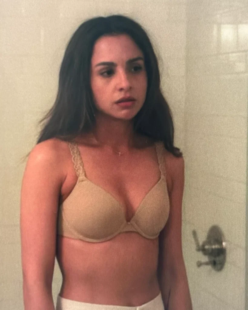 Elena's Nude Bra on Your Friends & Neighbors S01E04