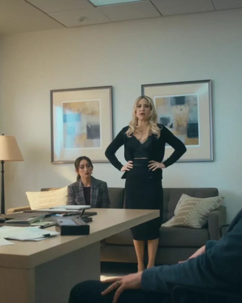 Isla's Black Pencil Skirt