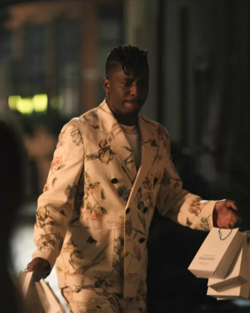 Julien’s white floral blazer