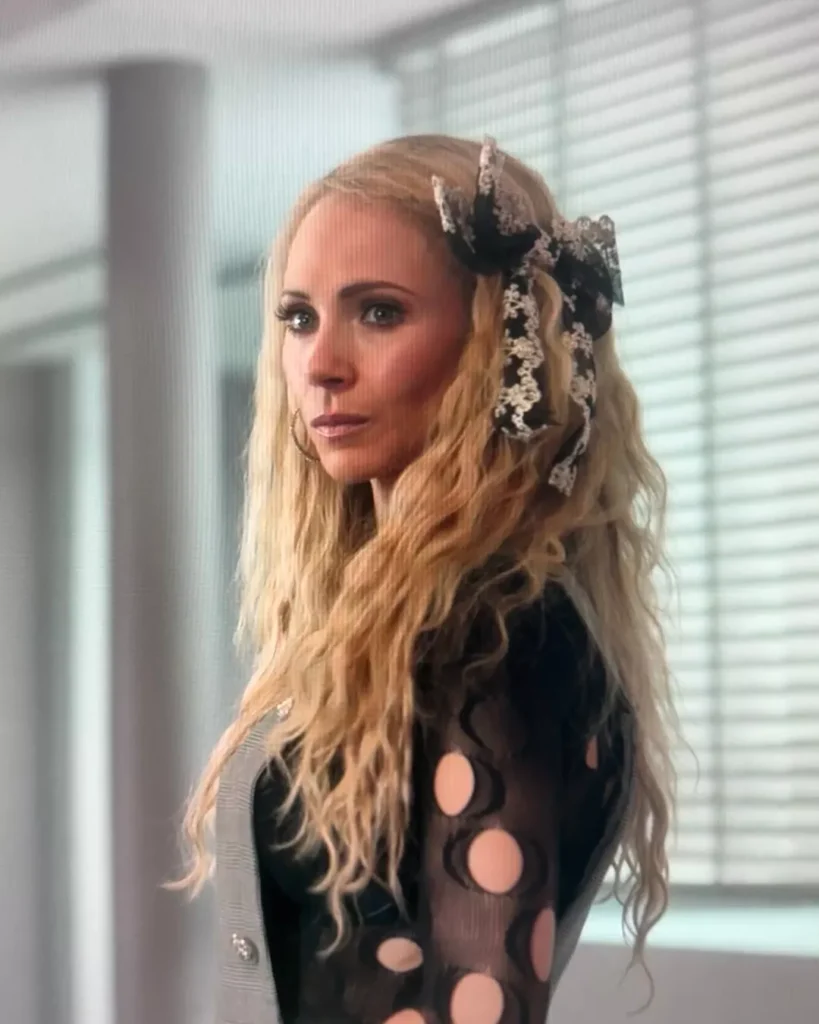 Keeley's Black Top With Circle Cutouts