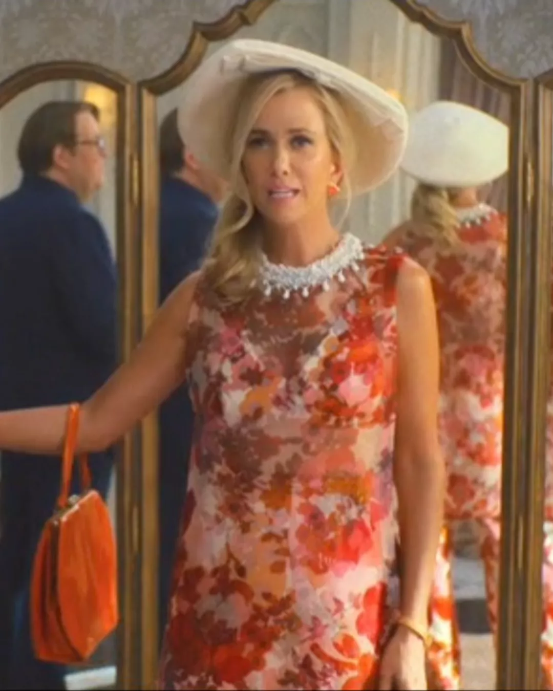 Palm Royale S01E02: Maxine's Matching Floral Pant and Top
