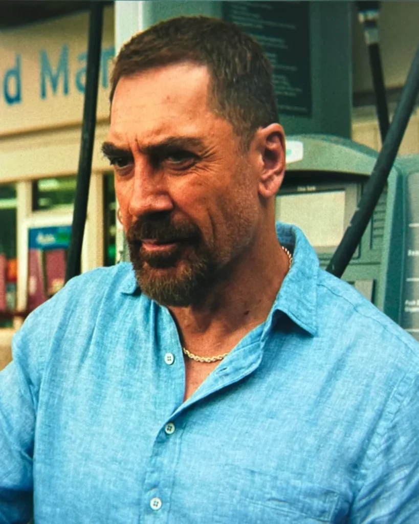 Max's Blue Button up Shirt on Cape Fear S01E03