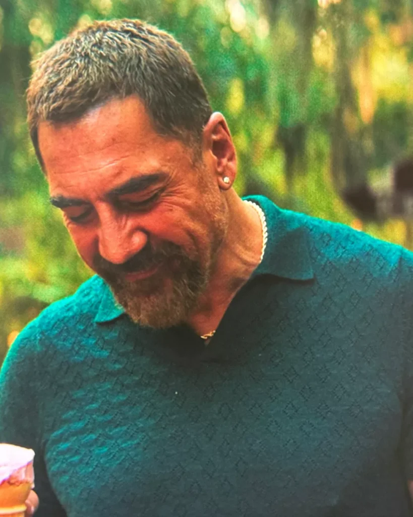 Max's Green Polo on Cape Fear S01E03