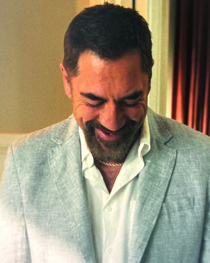 Max's Grey Linen Jacket on Cape Fear S01E02