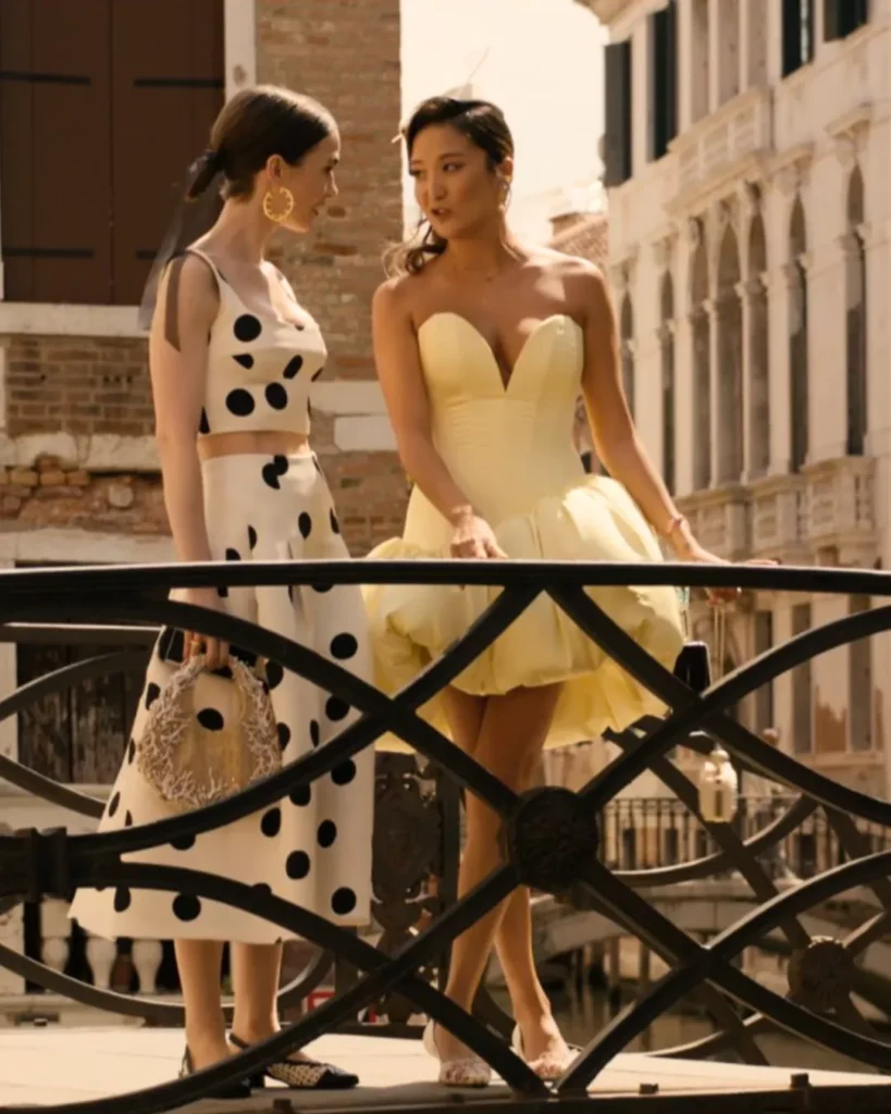 Mindy’s yellow sweetheart mini dress