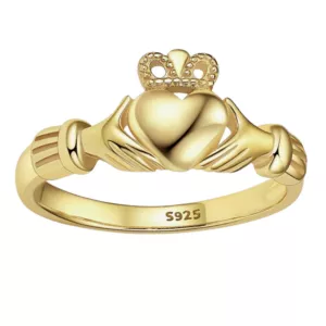 Minimalist Claddagh Ring