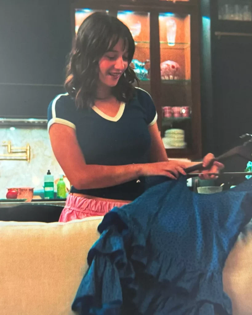 Natalie's Blue Shirt With White Trim on Cape Fear S01E03