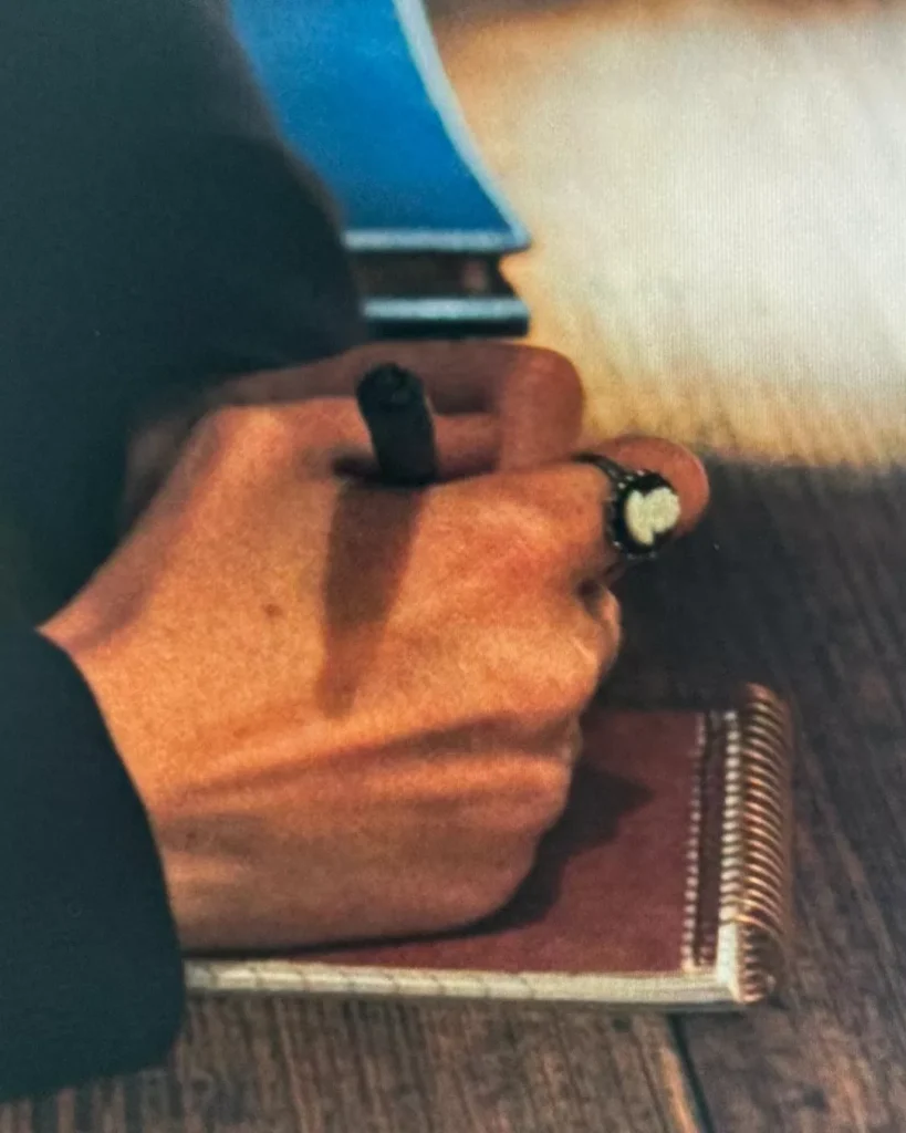 Patricia's Cameo Ring on Widow's Bay S01E07