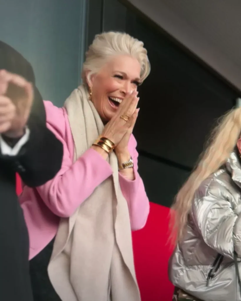 Rebecca's Cream Scarf