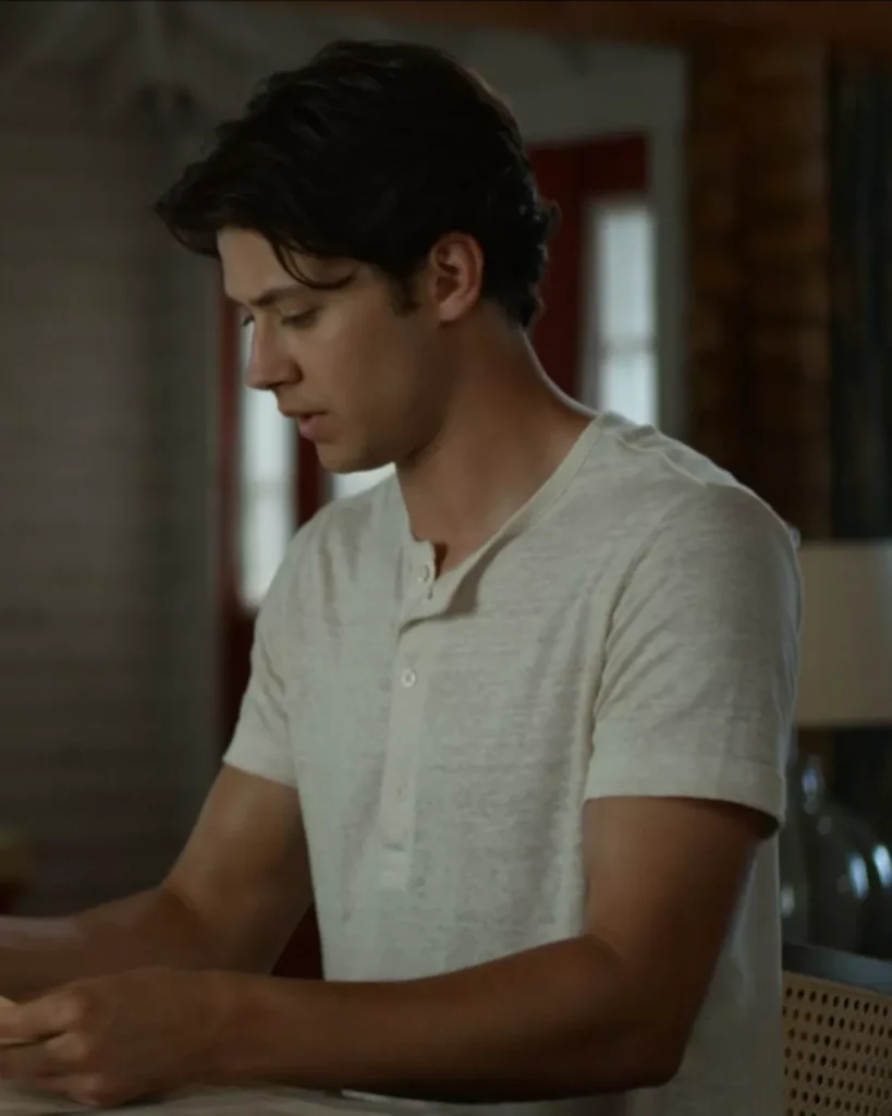 Sam's White Tee on Every Year After S01E01
