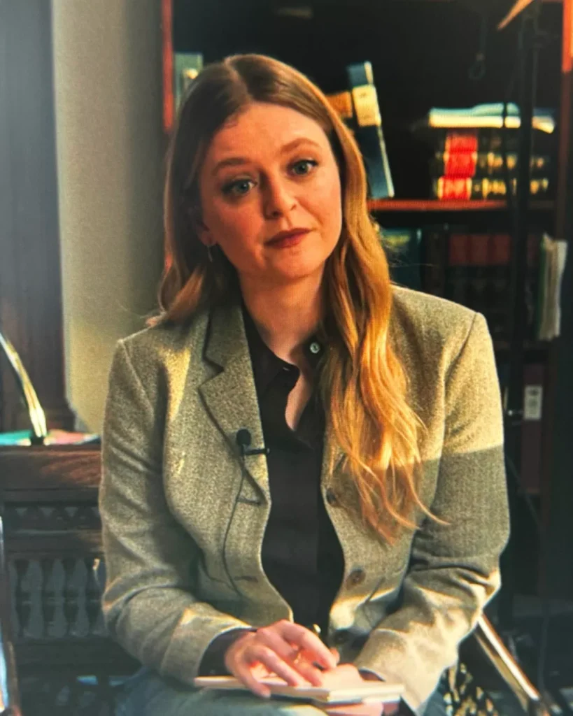 Tabitha's Tan Blazer on Cape Fear S01E02