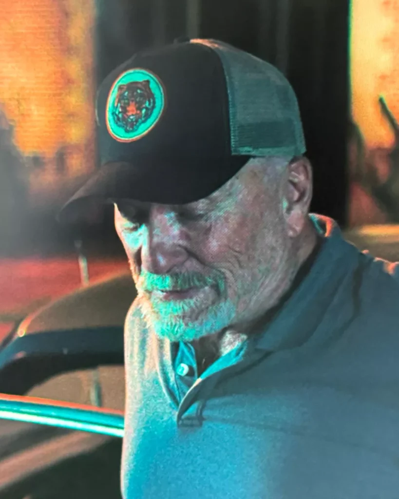 Tiger Hat on Cape Fear S01E02