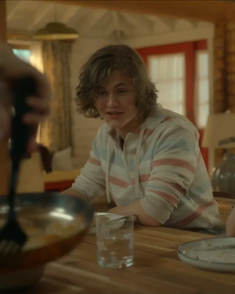 Young Sam's Striped Sweater on Every Year After S01E01